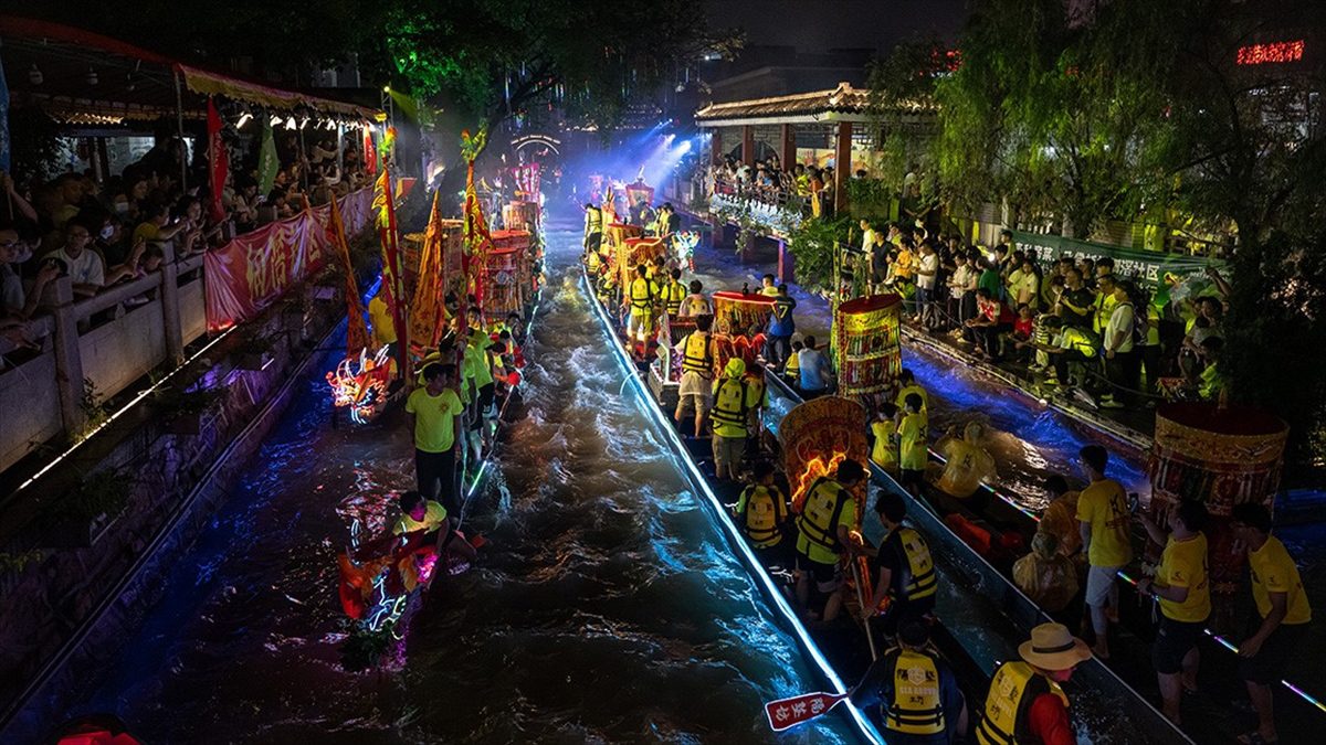 Çin'de Ejderha Kayığı Festivali'nin kutlandığı 8-10 Haziran'da yurt içinde 110