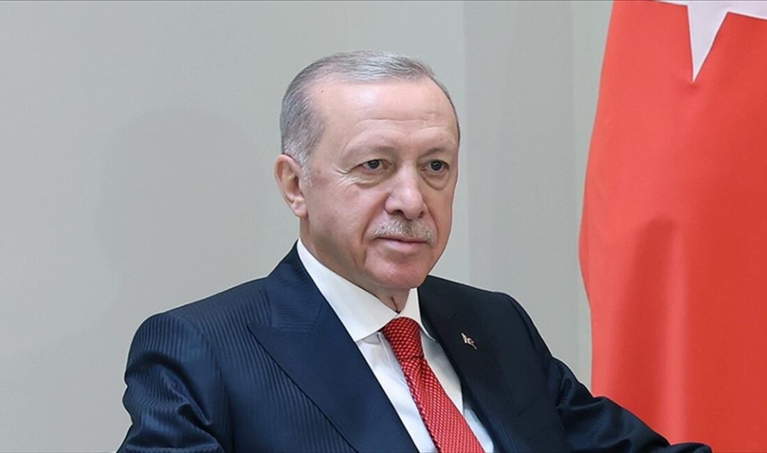 Cumhurbaşkanı Recep Tayyip Erdoğan, Kurban Bayramı mesajında, "Bayramın kalplerimize huzur,