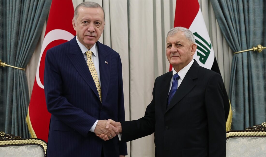 Erdoğan, görüşmede, İslam dünyasının en özel günlerinden bayramların bayram tadında