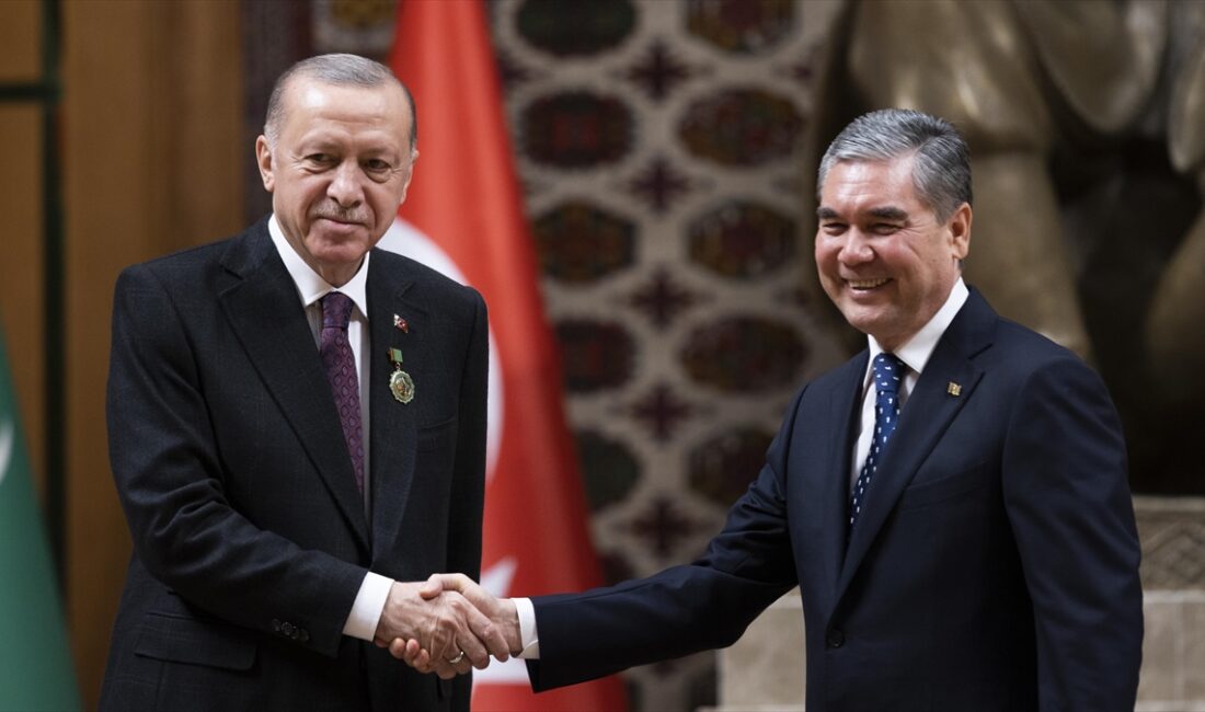 Cumhurbaşkanlığı İletişim Başkanlığının sosyal medya hesabından yapılan paylaşıma göre, görüşmede,