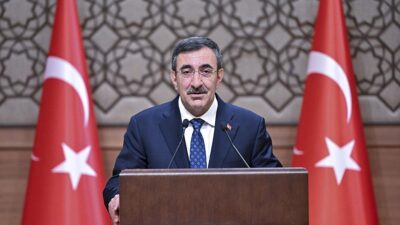 Cumhurbaşkanı Yardımcısı Cevdet Yılmaz, "Teknik çalışmalarda doğal olarak çeşitli alternatifler