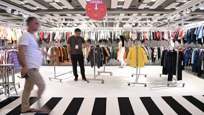 ANTALYA (AA) – Türk tekstil ürünlerini dünya pazarına sunan Dosso