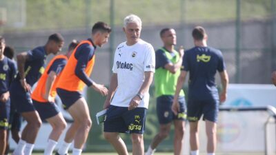 Yeni sezon hazırlıkları kapsamında Düzce'nin Kaynaşlı ilçesinde kampa giren Fenerbahçe,