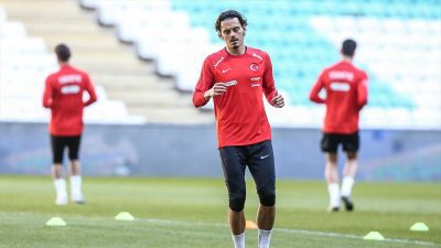Türkiye Futbol Federasyonu (TFF), sol ayak başparmağı kırılan Enes Ünal'ın