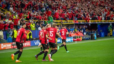 BERLIN (AA) – B Grubu’nun ilk ma&ccedil;ında İspanya, Berlin’de Hırvatistan’ı