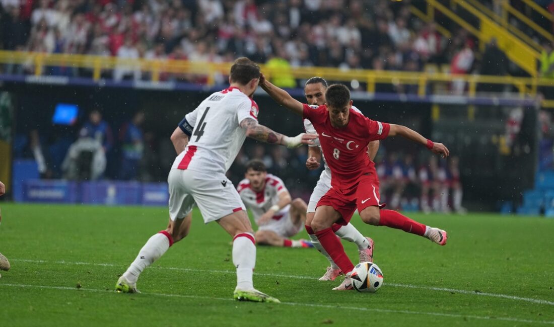 2024 Avrupa Futbol Şampiyonası (EURO 2024) gruplarında ilk maçlar sona