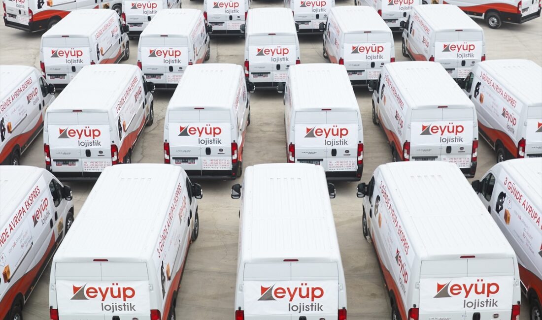 İSTANBUL (AA) – Eyüp Lojistik, Avrupa ülkelerine yönelik kurye taşımacılığı