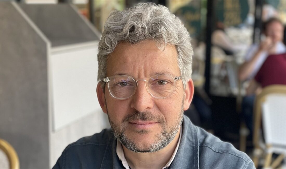 Erwan Lecoeur, "İnsanlar memnun değil. Zaten cumhurbaşkanı olarak da kendisinden