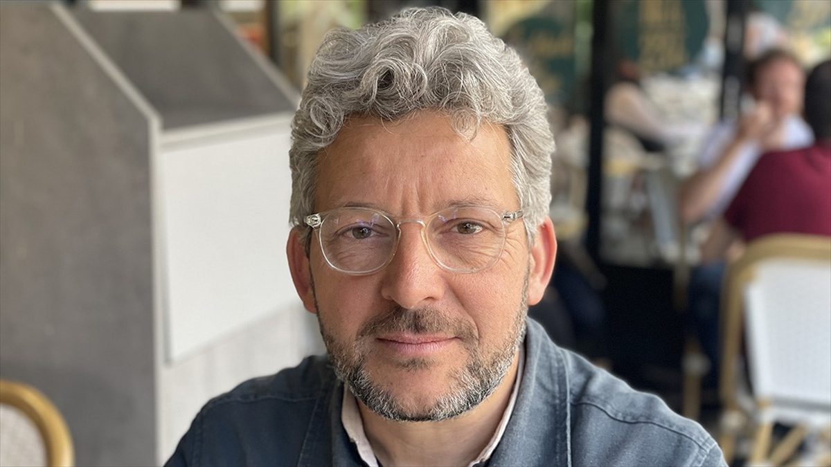 Erwan Lecoeur, "İnsanlar memnun değil. Zaten cumhurbaşkanı olarak da kendisinden
