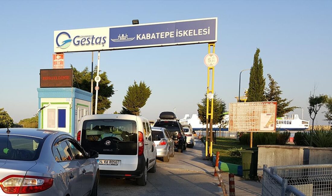 Çanakkale Boğazı ile adalar hattında deniz ulaşımını sağlayan GESTAŞ AŞ,