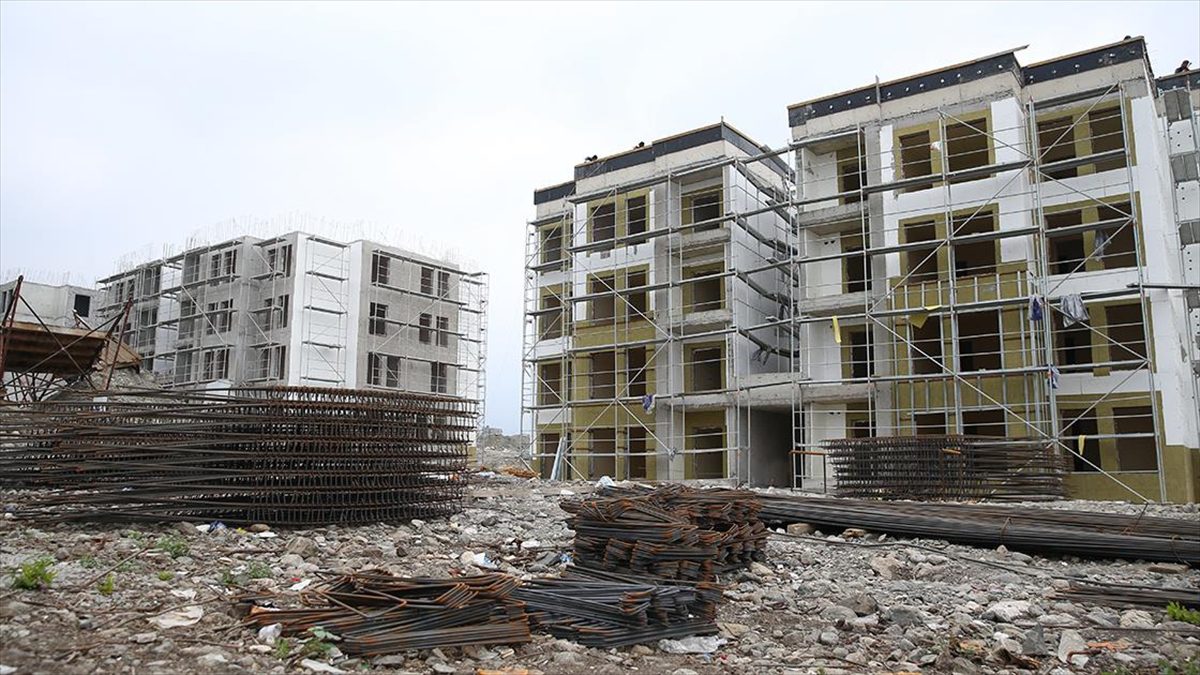 HATAY (AA) – Toplu Konut İdaresi Başkanlığı (TOKİ) tarafından Başlamış