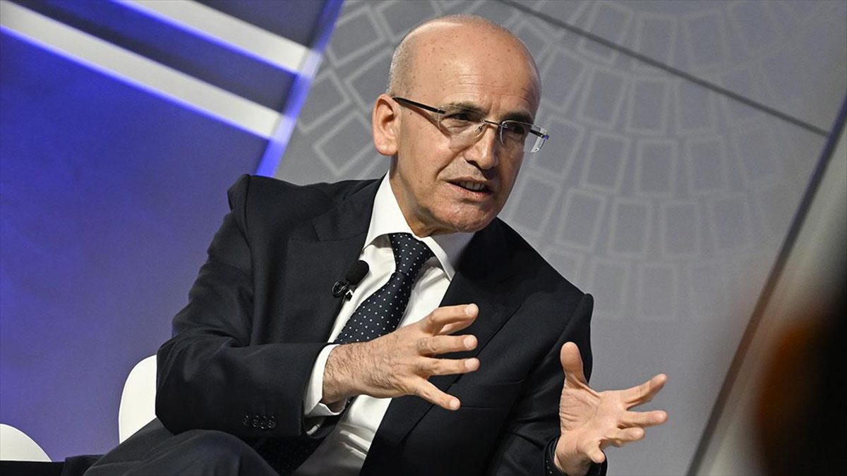 Hazine ve Maliye Bakanı Mehmet Şimşek, piyasanın ekonomi programıyla enflasyonun