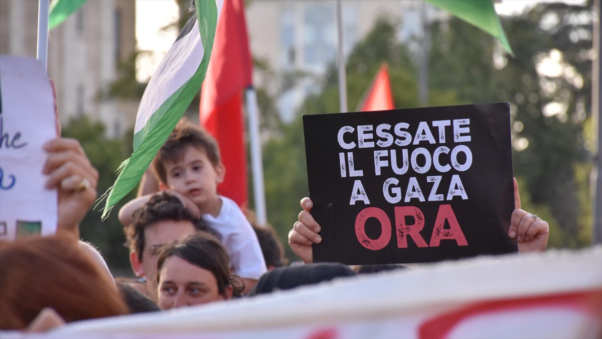 ROMA (AA) – Roma’da bir süredir öğrencilerin çadır kurarak Filistin’e