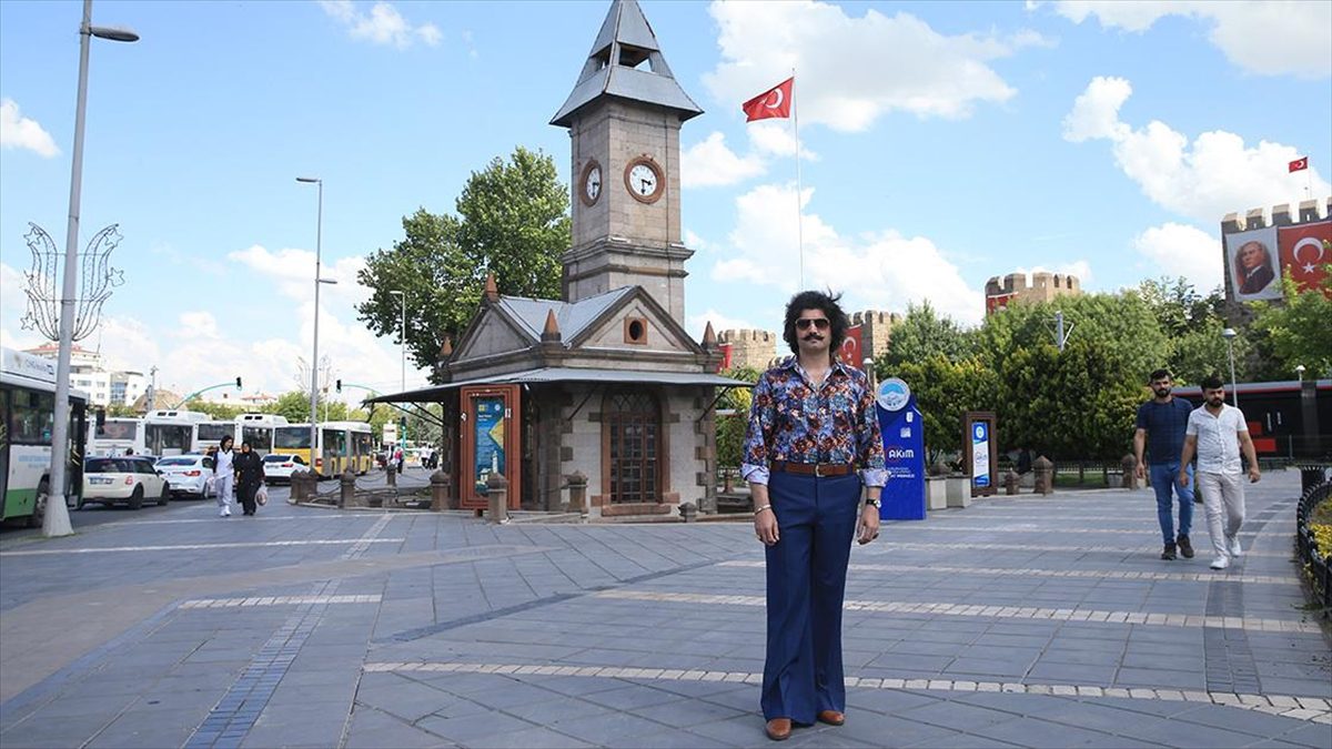 Kayseri'de yaşayan ve sevdiği kadınla evlenemeyen 39 yaşındaki Ali Memil,