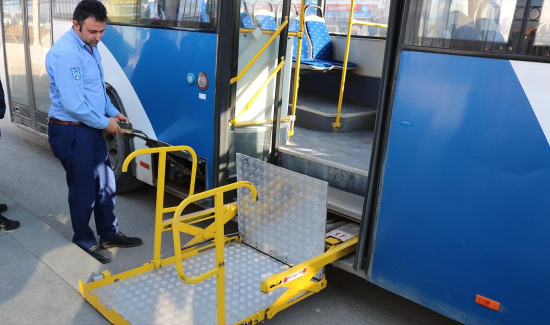 Kamu Denetçiliği Kurumu (KDK), toplu taşıma hizmetinin engelli bireylerin erişimine
