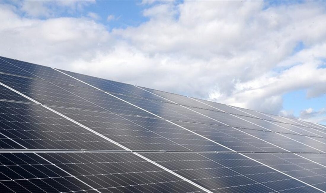 Temiz enerji kapasite artışında geçen yıl gerçekleşen 576 gigavatlık sistem