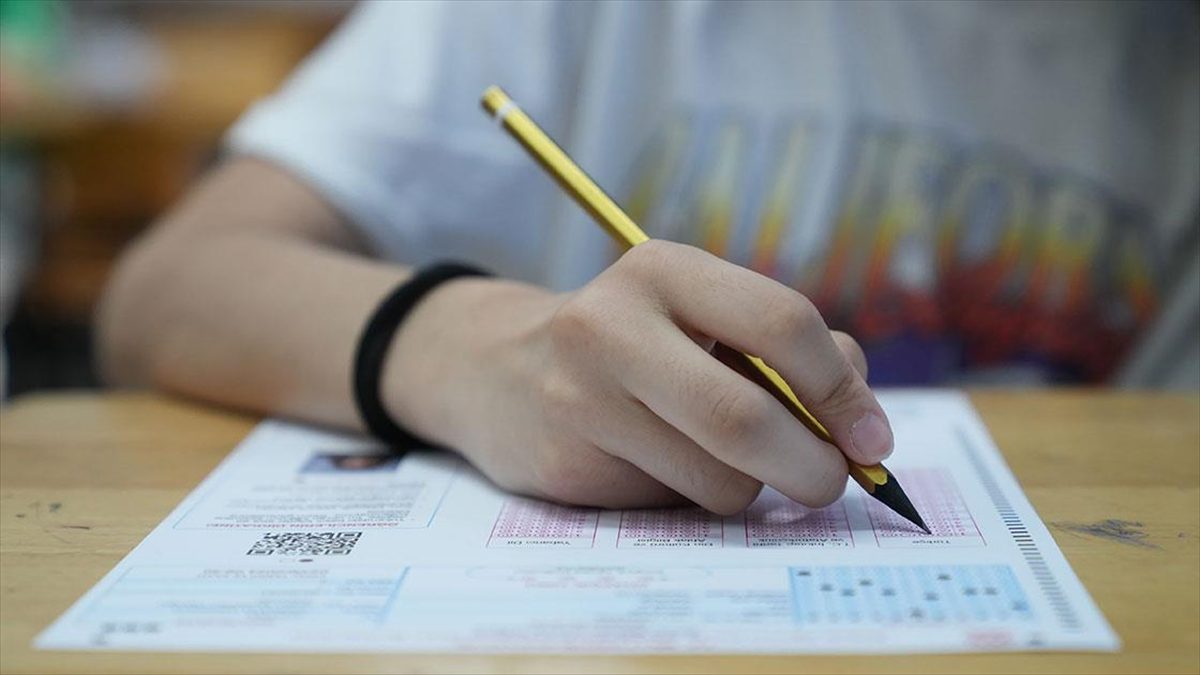 Liselere Geçiş Sistemi (LGS) kapsamında 2 Haziran'da yapılan merkezi sınavın