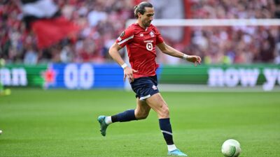 Fransa 1. Futbol Ligi (Ligue 1) ekiplerinden Lille'de forma giyen