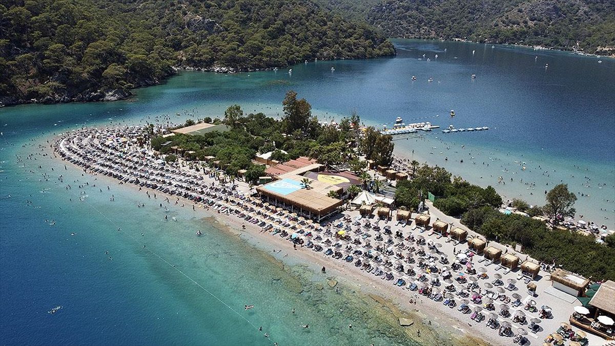 Güney Ege'nin önemli turizm merkezlerinin bulunduğu Muğla'da, Kurban Bayramı'nın son
