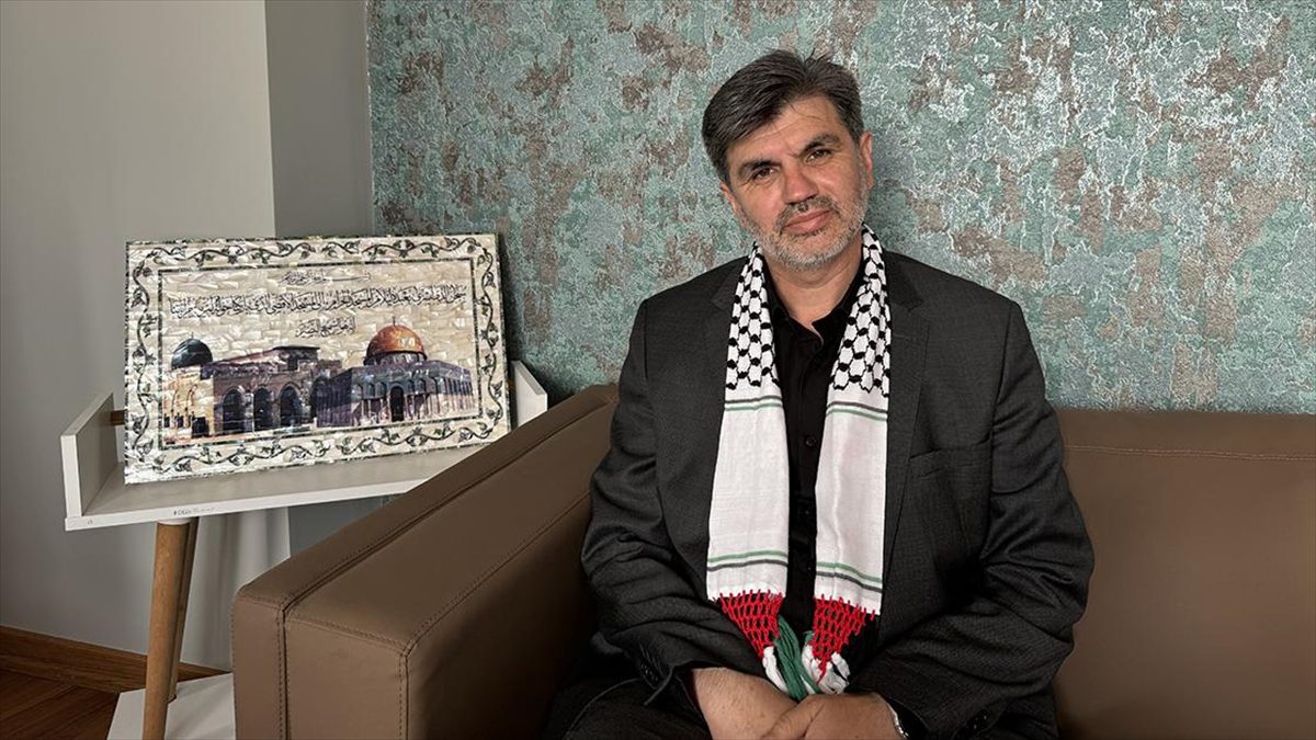 Turgut Çelik, Gazze'de yaşananlara dikkati çekmek için "Kudüs'ten Selam Sizlere"