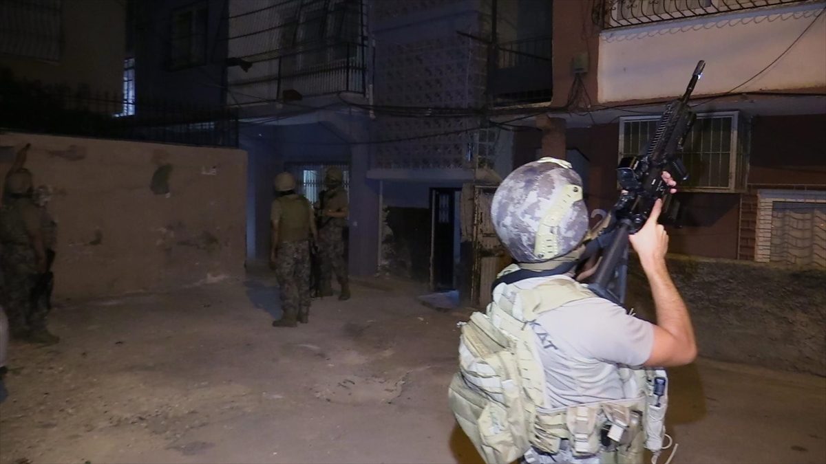 İçişleri Bakanı Ali Yerlikaya, uyuşturucu madde imal edenlere yönelik 20