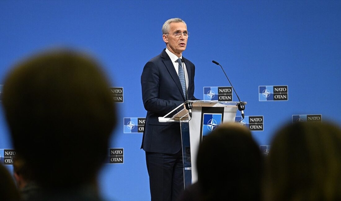 NATO Genel Sekreteri Stoltenberg, İttifak üyelerinin bu yıl savunma harcamalarını
