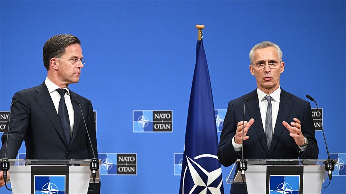 NATO Genel Sekreteri Jens Stoltenberg, halefi Mark Rutte'nin, İttifak'ın güçlü