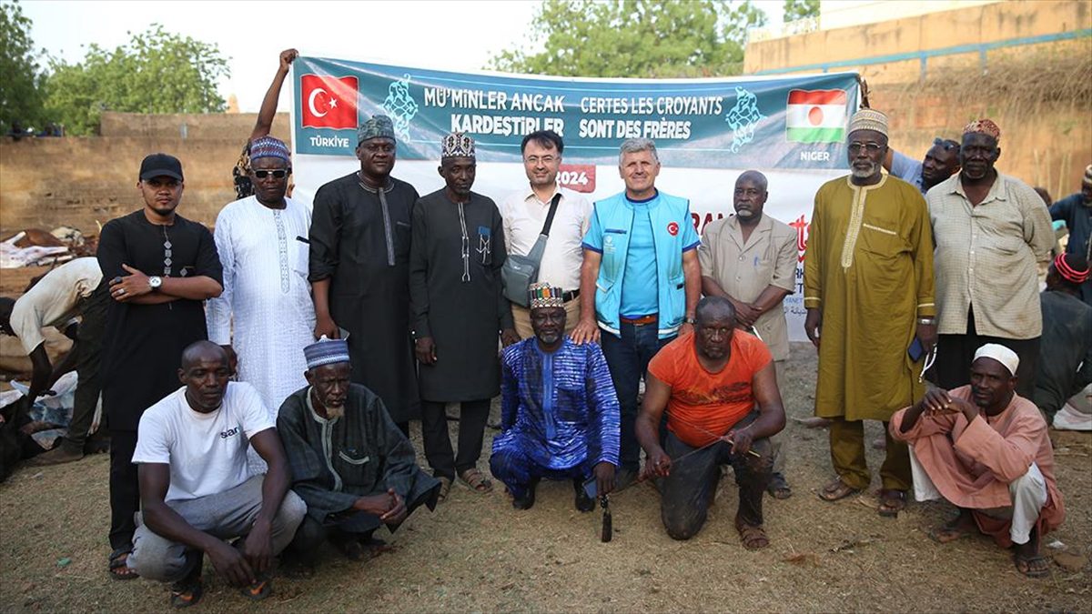 NIAMEY (AA) – Türkiye Diyanet Vakfı (TDV), Türk Kızılay, İnsan