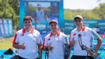 - Türkiye makaralı yay erkek takımı ikinci oldu