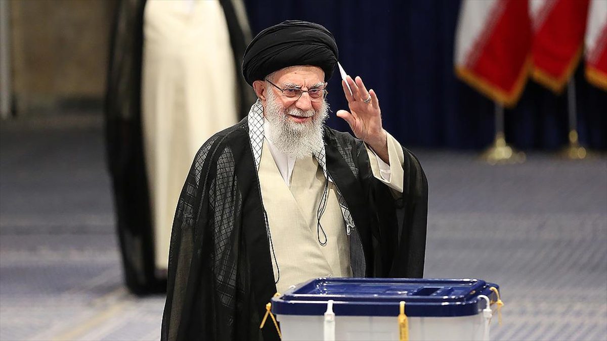 TAHRAN (AA) – İran lideri Hamaney, oyunu Tahran’da kabullerini gerçekleştirdiği