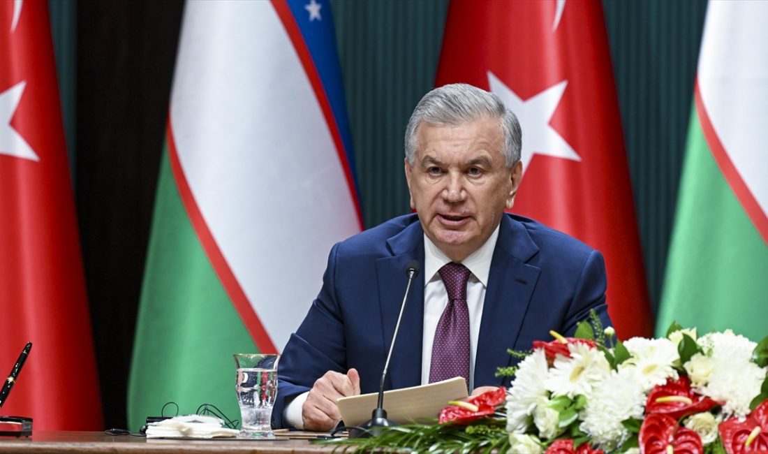 Özbekistan Cumhurbaşkanı Şevket Mirziyoyev, Cumhurbaşkanı Recep Tayyip Erdoğan'la görüşmesine ilişkin,