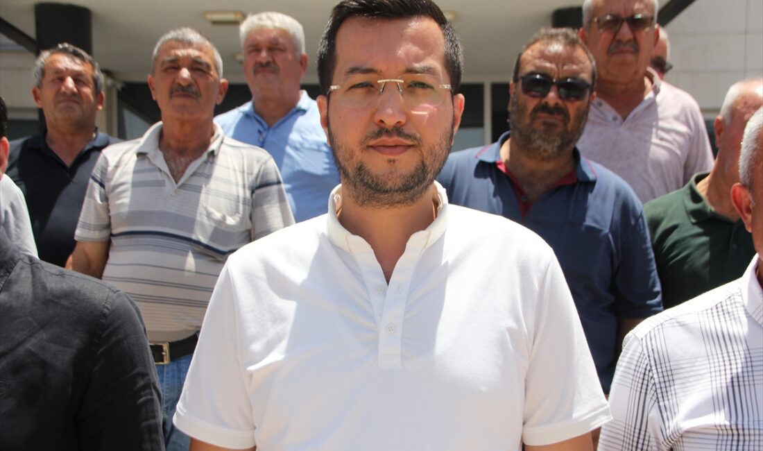 ANTALYA (AA) – Antalya'nın Serik Belediyesi'nde 600 işçinin toplu iş