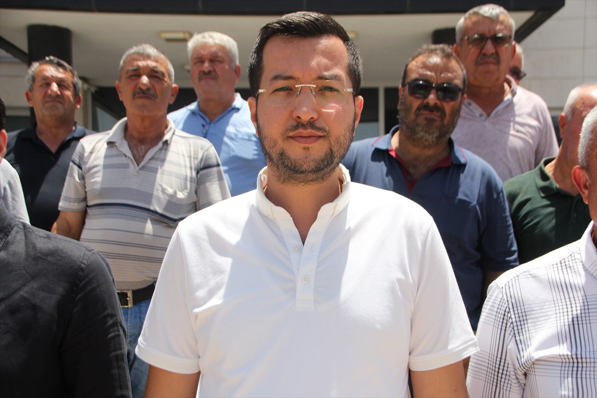 ANTALYA (AA) – Antalya'nın Serik Belediyesi'nde 600 işçinin toplu iş