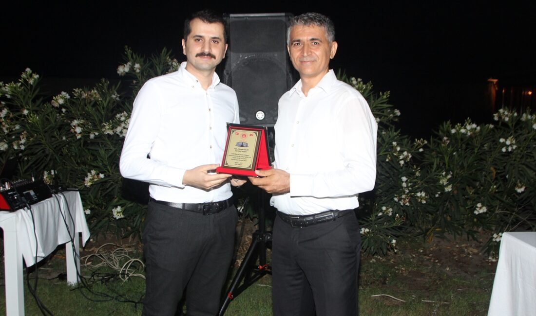 ANTALYA (AA) – Antalya'nın Serik ilçesinde başka illere tayinleri çıkan