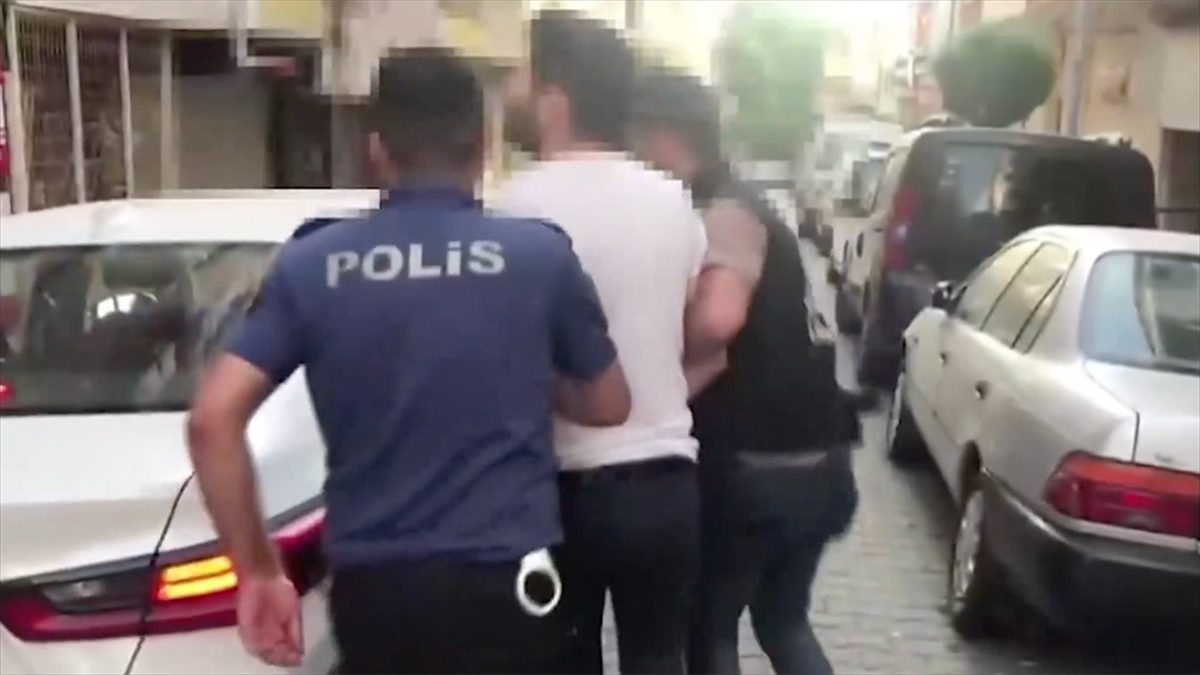 İçişleri Bakanı Yerlikaya, 14 ilde düzenlenen "Sibergöz-44" operasyonlarında 107 şüphelinin