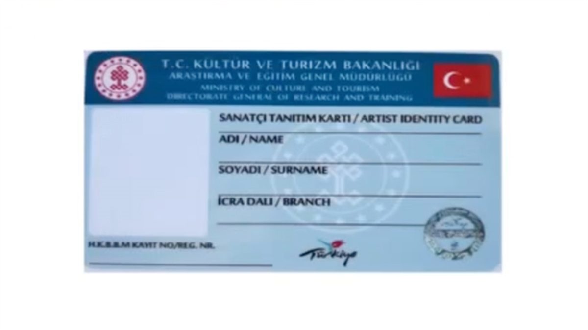 Kültür ve Turizm Bakanlığınca, Türkiye'deki geleneksel sanatları ve sanatçıları desteklemek