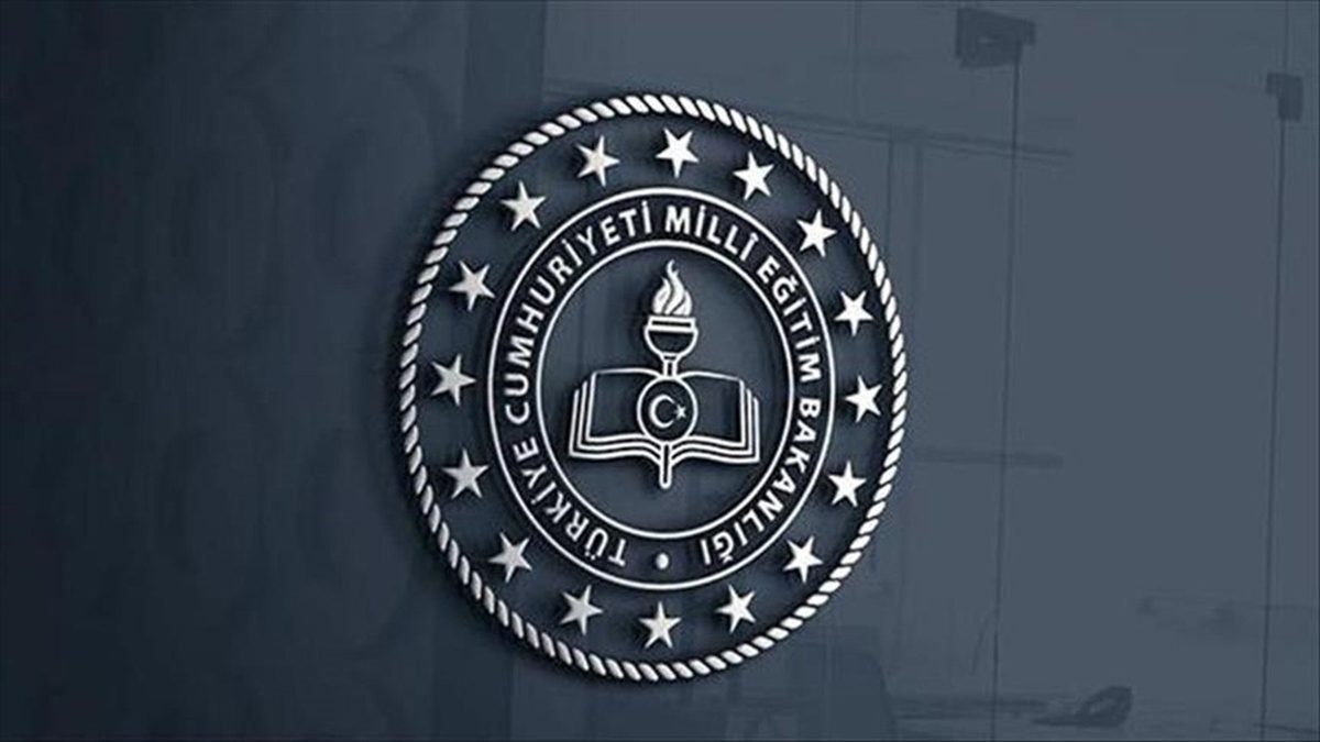 Milli Eğitim Bakanlığınca (MEB), 20 bin sözleşmeli öğretmen ataması kapsamında