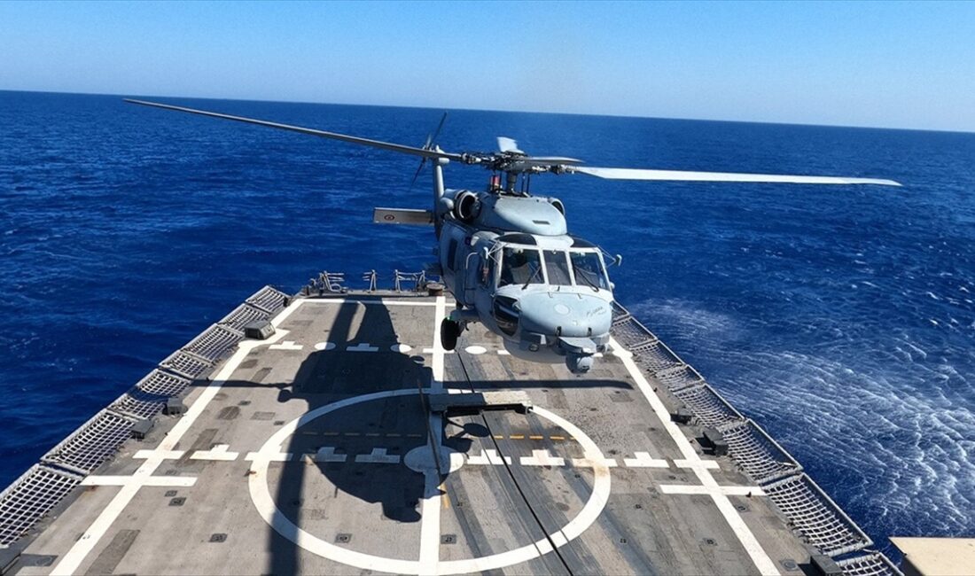 Milli Savunma Bakanlığı, TCG Gemlik fırkateyninin Libya açıklarında helikopterle arama