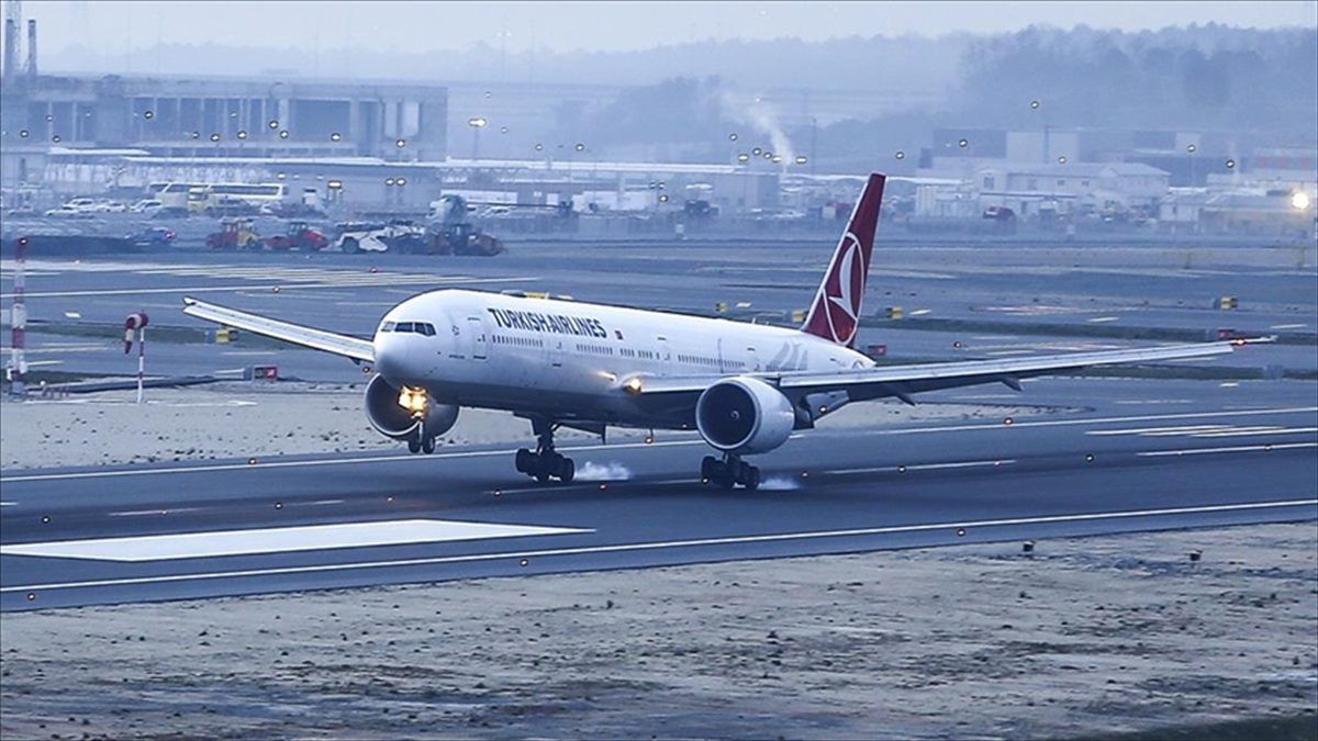 Türk Hava Yolları (THY) Basın Müşaviri Yahya Üstün, bayram tatili