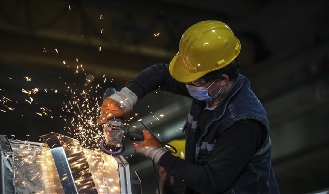 Takvim etkisinden arındırılmış sanayi, inşaat, ticaret ve hizmet sektörleri toplam