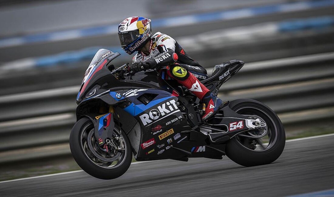 Milli motosikletçi Toprak Razgatlıoğlu, 2024 Dünya Superbike (SBK) Şampiyonası'nı kazanmaya