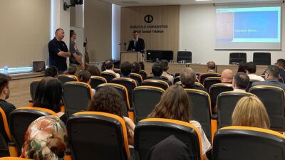 Anadolu Üniversitesi (AÜ) Eczacılık Fakültesi ve Güzel Sanatlar Fakültesi iş