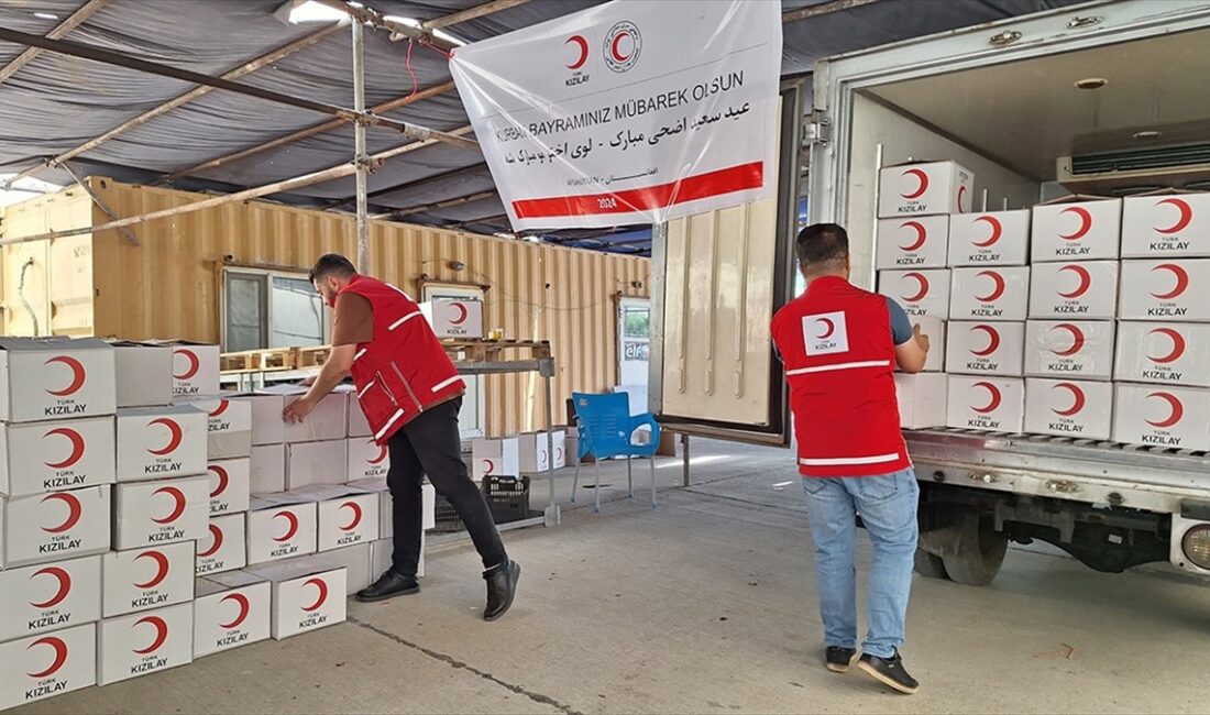 Türk Kızılay, vekaletle kestiği kurbanlarla Türkiye ve Gazze dahil 21