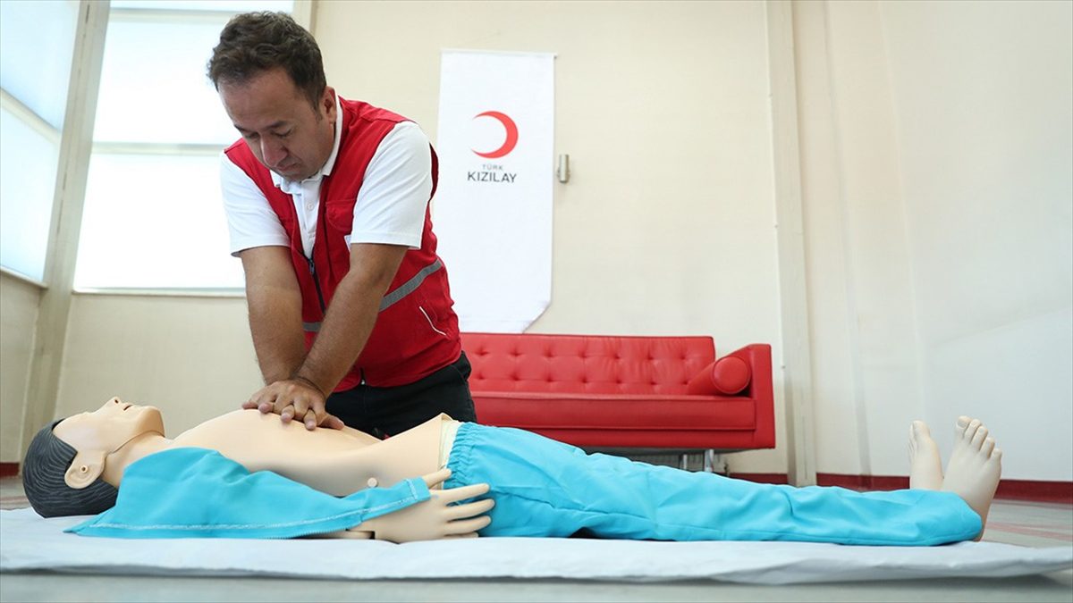 ANKARA (AA) – Türk Kızılaydan yapılan açıklamaya göre, Türk Kızılay