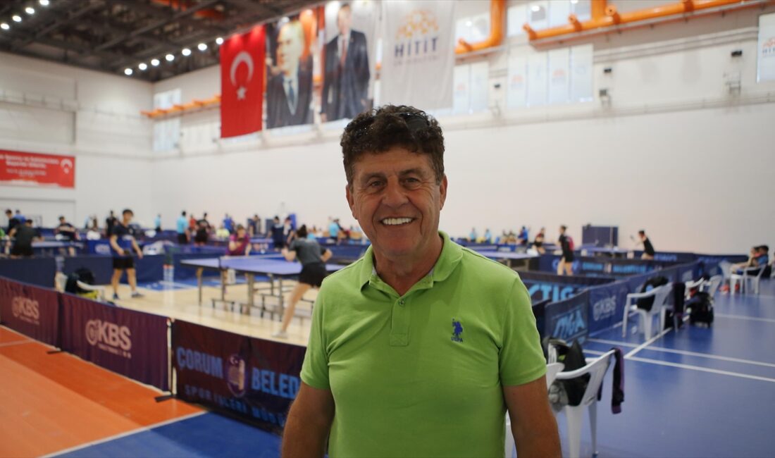 Türkiye Masa Tenisi Federasyonu Başkanı Oktay Çimen, Türkiye'de lisanslı masa
