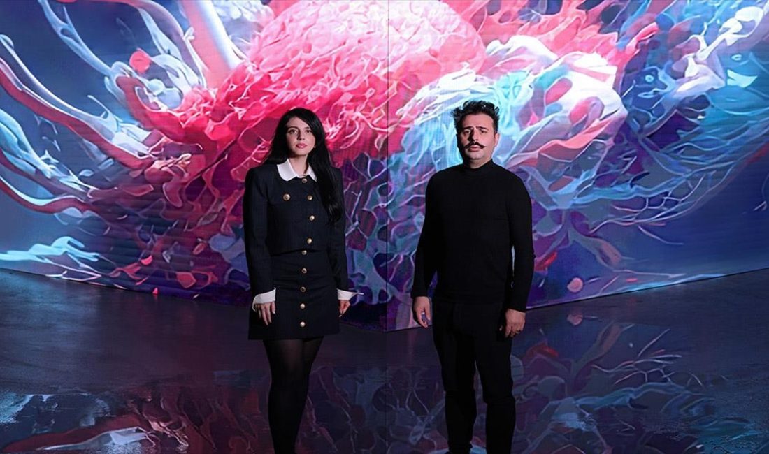 Ouchhh Stüdyo tarafından geliştirilen dijital sanat eseri, insan beynindeki hareketleri