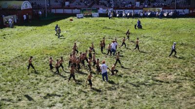 663. Tarihi Kırkpınar Yağlı Güreşleri'nin üçüncü günü, minik boy pehlivanların