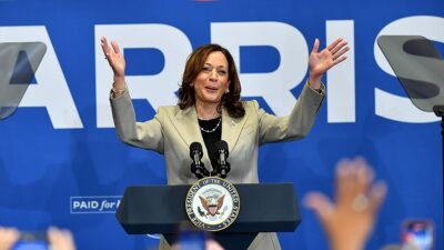 ABD Başkan Yardımcısı Kamala Harris, Başkan Joe Biden’ın bir dönemlik