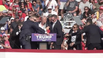 Eski ABD Başkanı Trump'ı seçim mitingi sırasında korumakla yükümlü olan