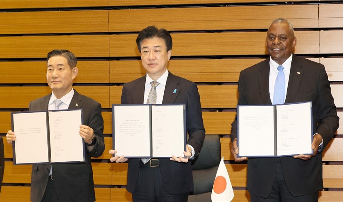 ABD Savunma Bakanı Lloyd Austin, Japonya Savunma Bakanı Kihara Minoru